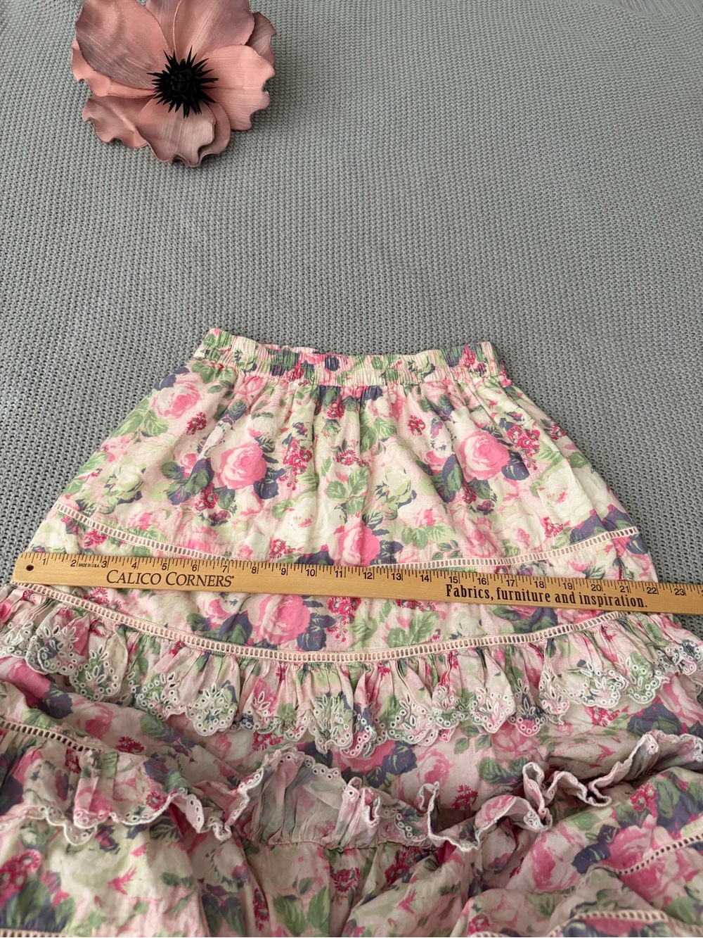 LoveShackFancy Naila Tiered Crochet Trimmed Floral Cotton Midi Skirt Pink Small - Picture 9 of 13